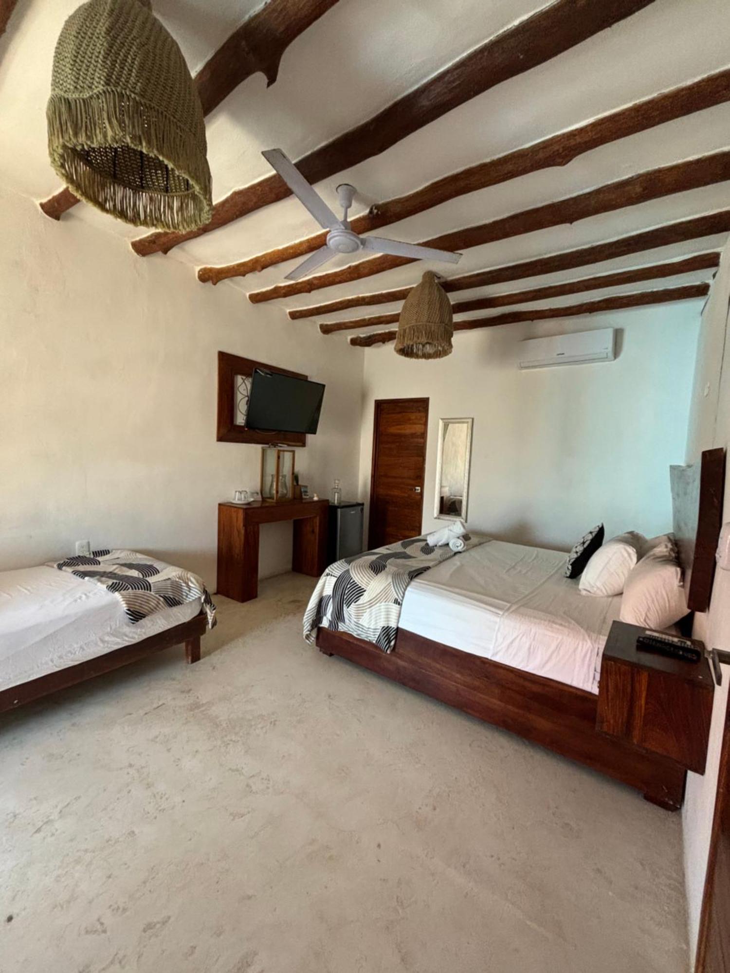 Hotel Mittoz Holbox Екстериор снимка